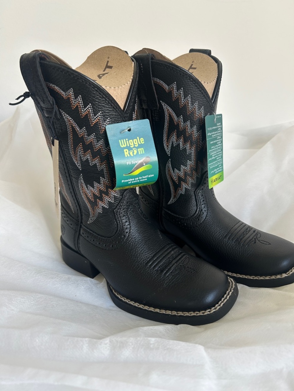 Ariat Youth  Black Western Leather Cowboy Boots with Western Stitching